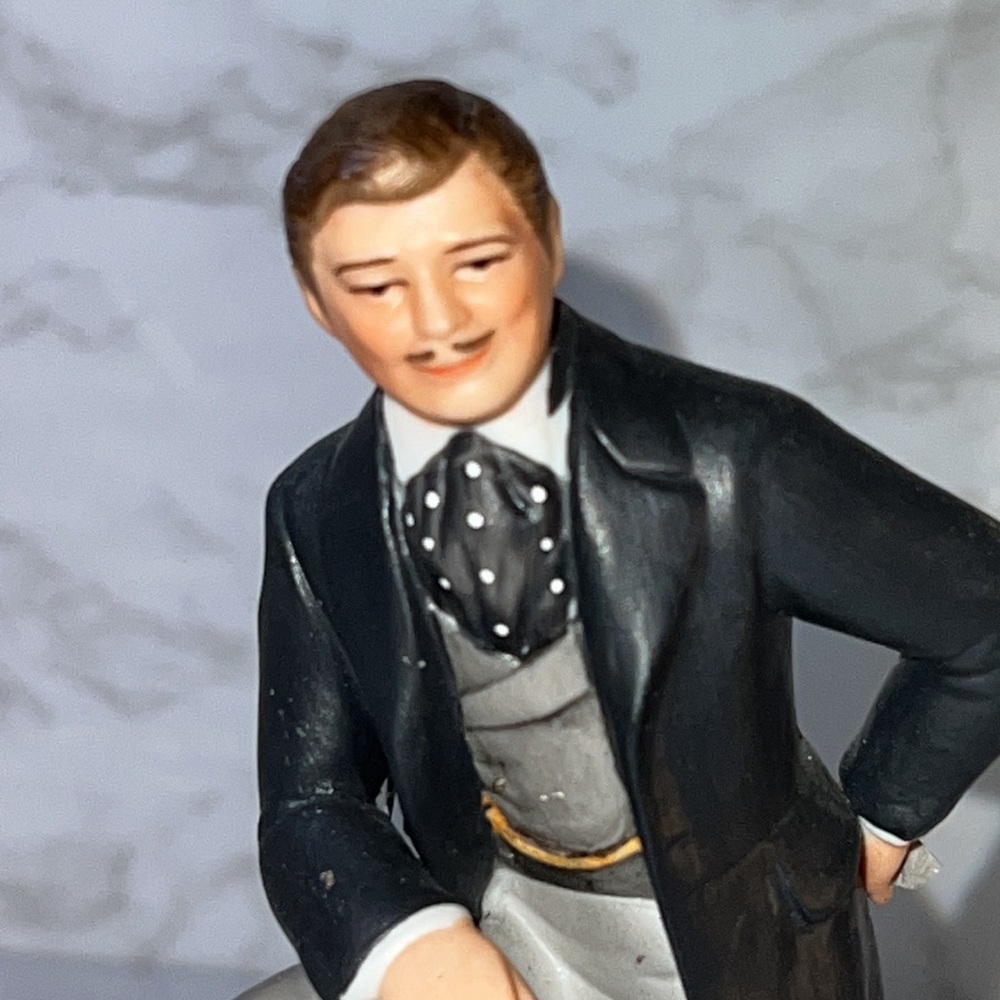 Frankly my Dear, You Deserve This! Rhett Butler Gone w/ The Wind Avon VTG Figure